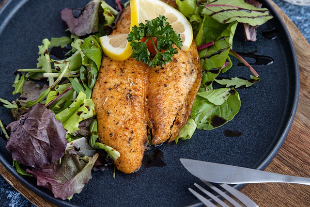 Pangasius sült hagymás mártással