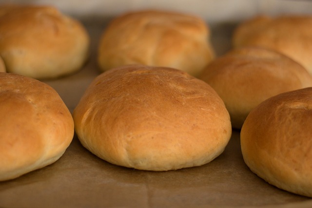 Tejes zsemle